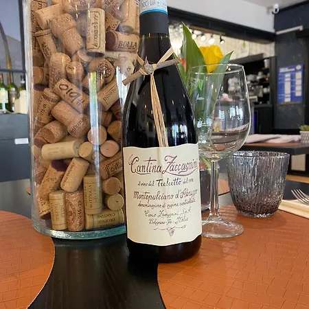 Escapade Saint Michel ベッド・アンド・ブレックファスト 3*