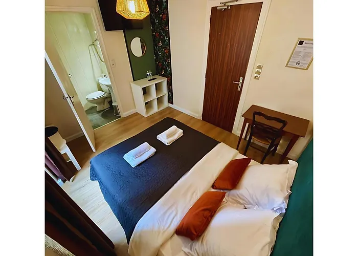 ベッド・アンド・ブレックファスト Escapade Saint Michel ポントルソン